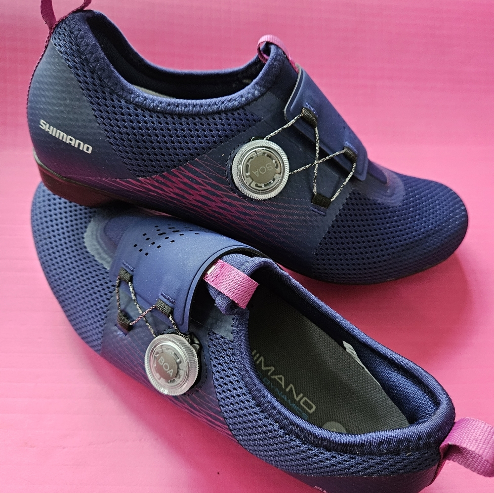 Shimano IC5 womans cycling shoes